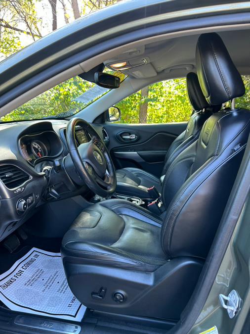 2019 Jeep Cherokee Limited 4x4 photo