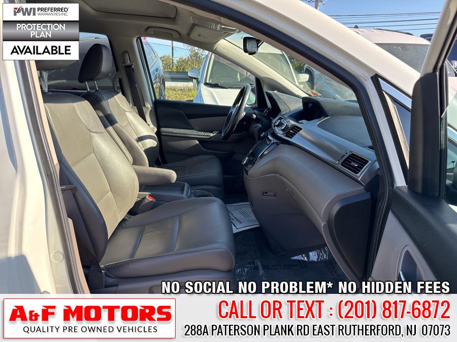 2015 Honda Odyssey 5dr EX-L photo