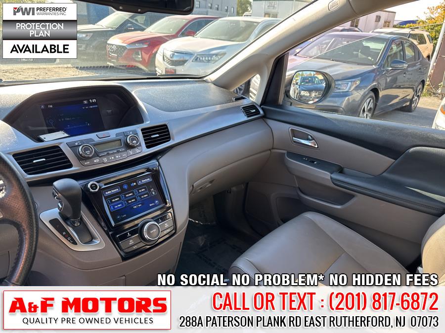 2015 Honda Odyssey 5dr EX-L photo