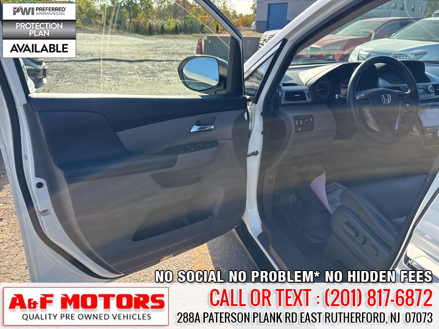 2015 Honda Odyssey 5dr EX-L photo