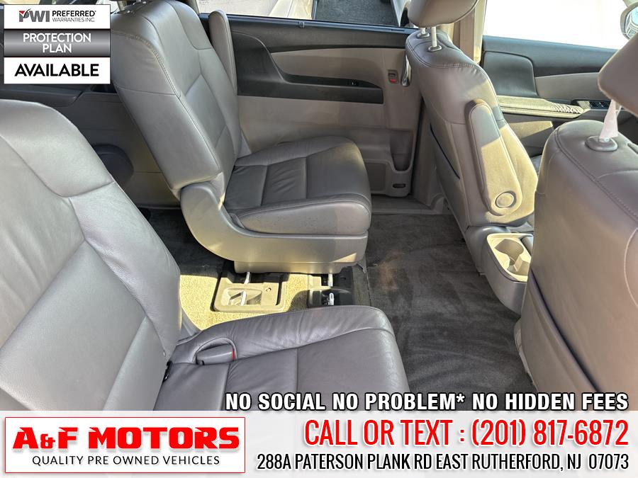 2015 Honda Odyssey 5dr EX-L photo