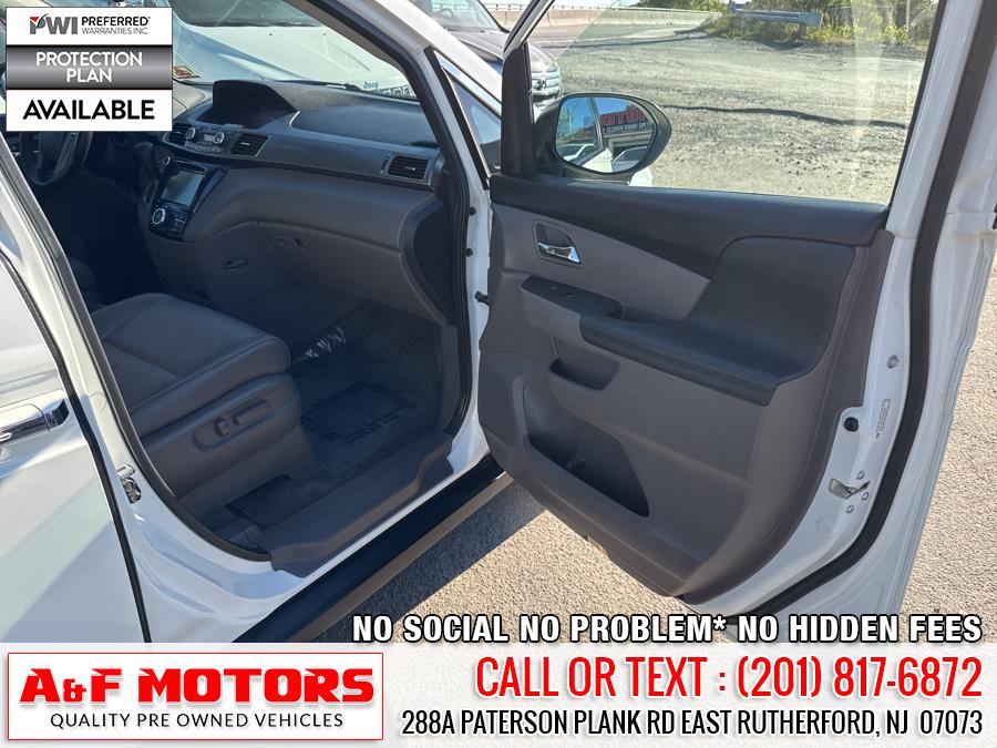 2015 Honda Odyssey 5dr EX-L photo