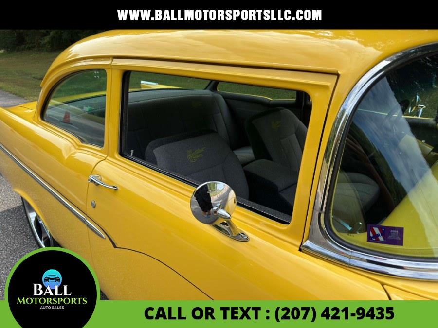 1957 Kia Sorento LX photo