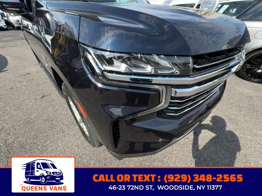 2023 Chevrolet Suburban 4WD 4dr LT photo