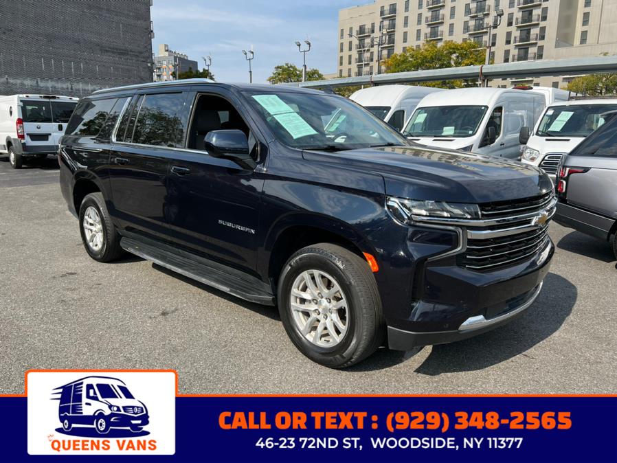2023 Chevrolet Suburban 4WD 4dr LT photo