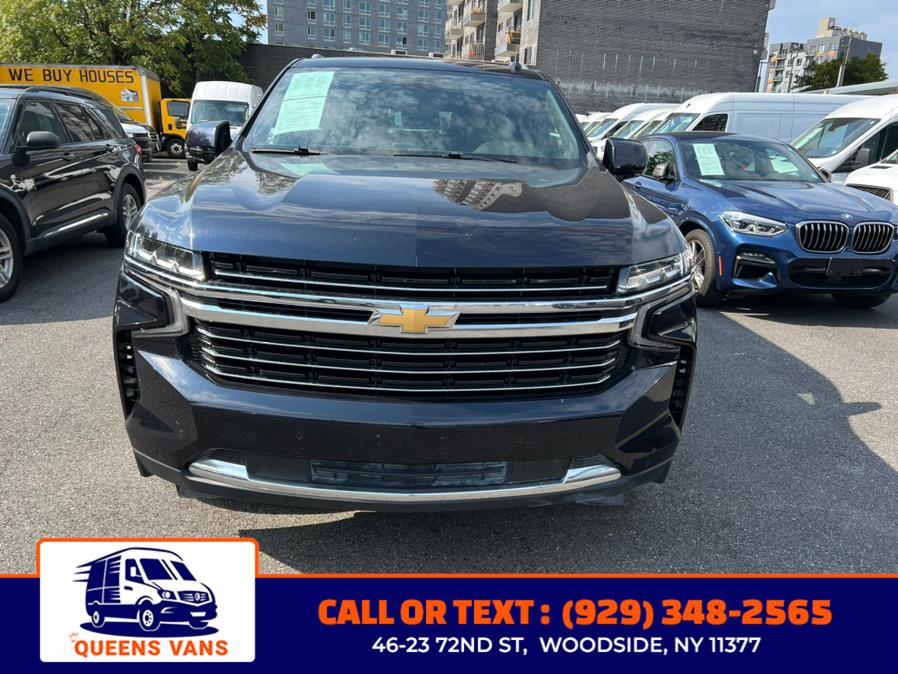 2023 Chevrolet Suburban 4WD 4dr LT photo