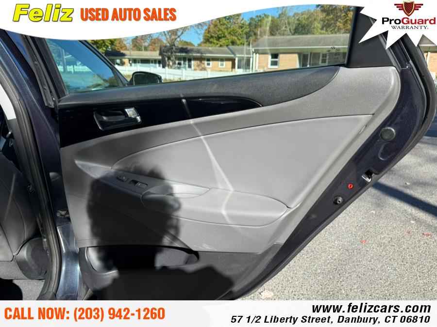 2013 Hyundai Sonata SE photo