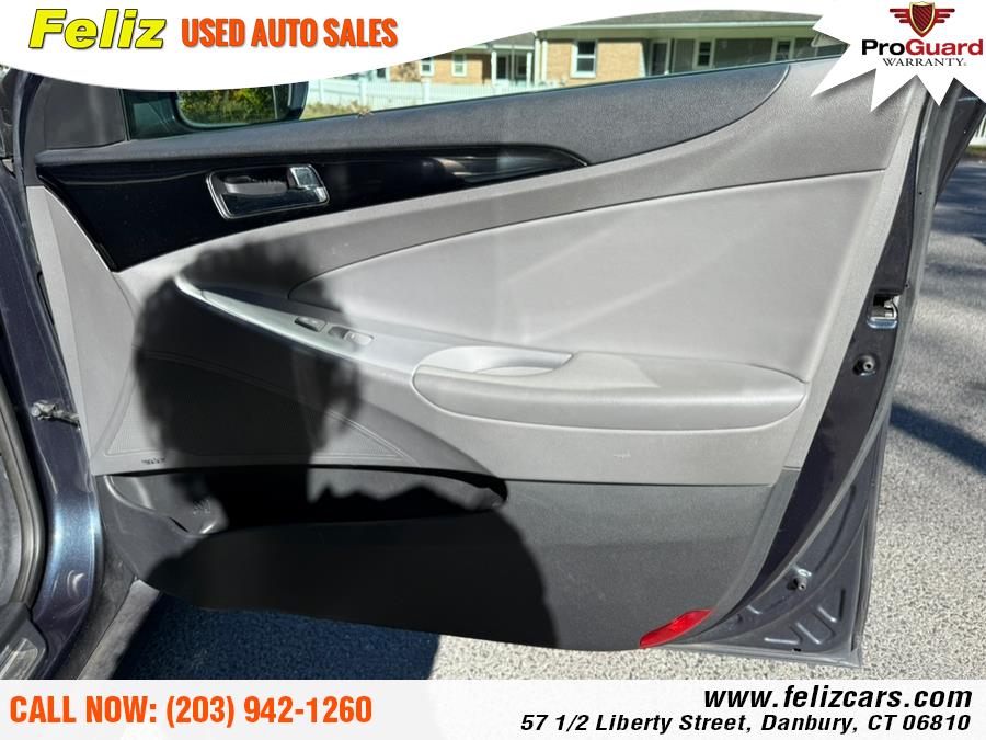 2013 Hyundai Sonata SE photo
