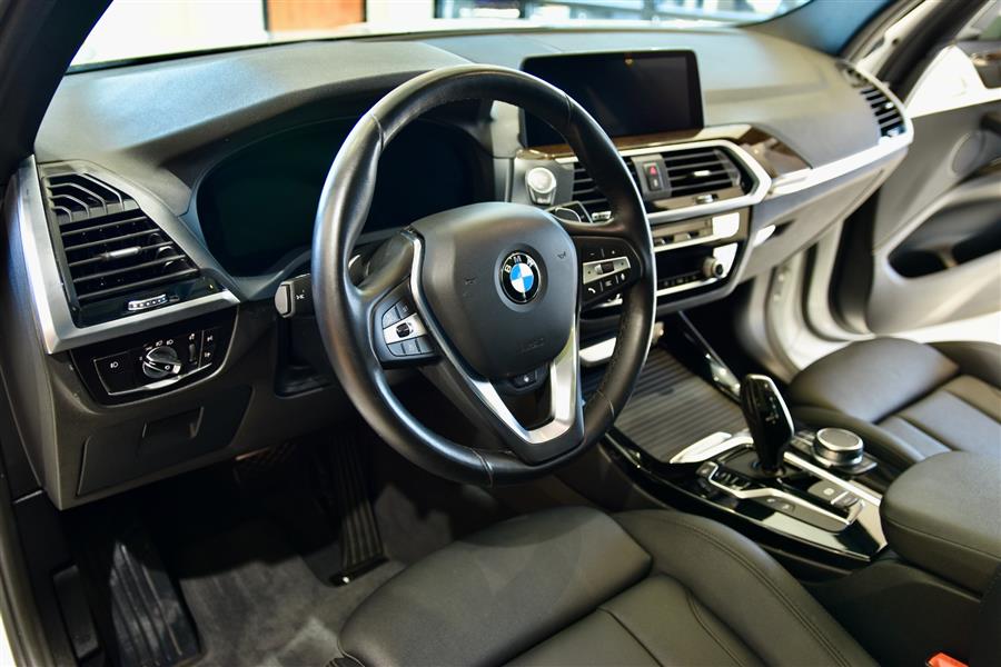 2021 BMW X3 xDrive30i photo