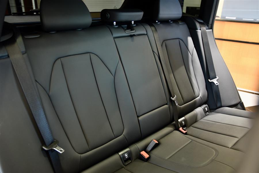 2021 BMW X3 xDrive30i photo