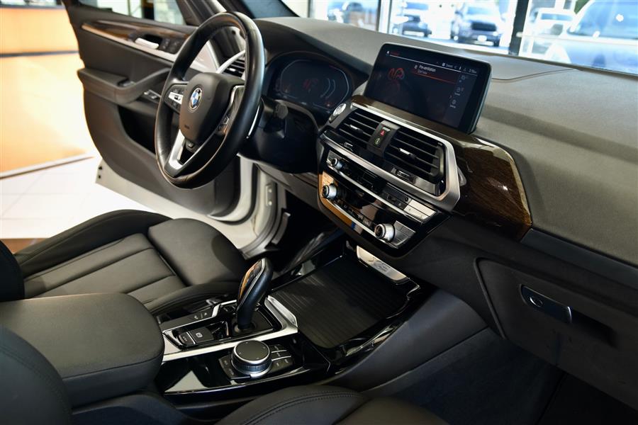 2021 BMW X3 xDrive30i photo