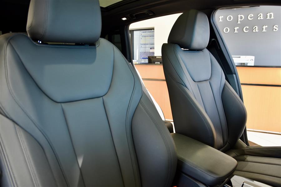 2021 BMW X3 xDrive30i photo