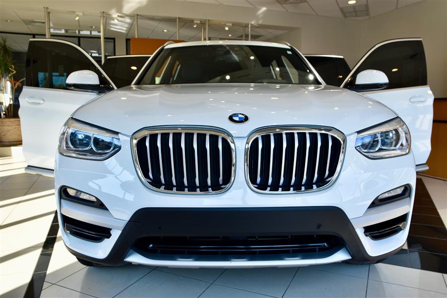 2021 BMW X3 xDrive30i photo