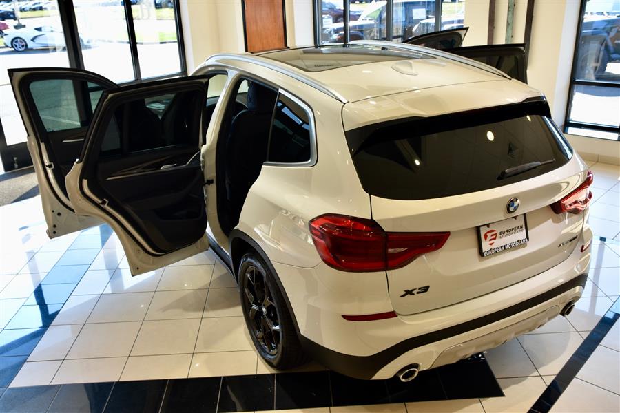 2021 BMW X3 xDrive30i photo