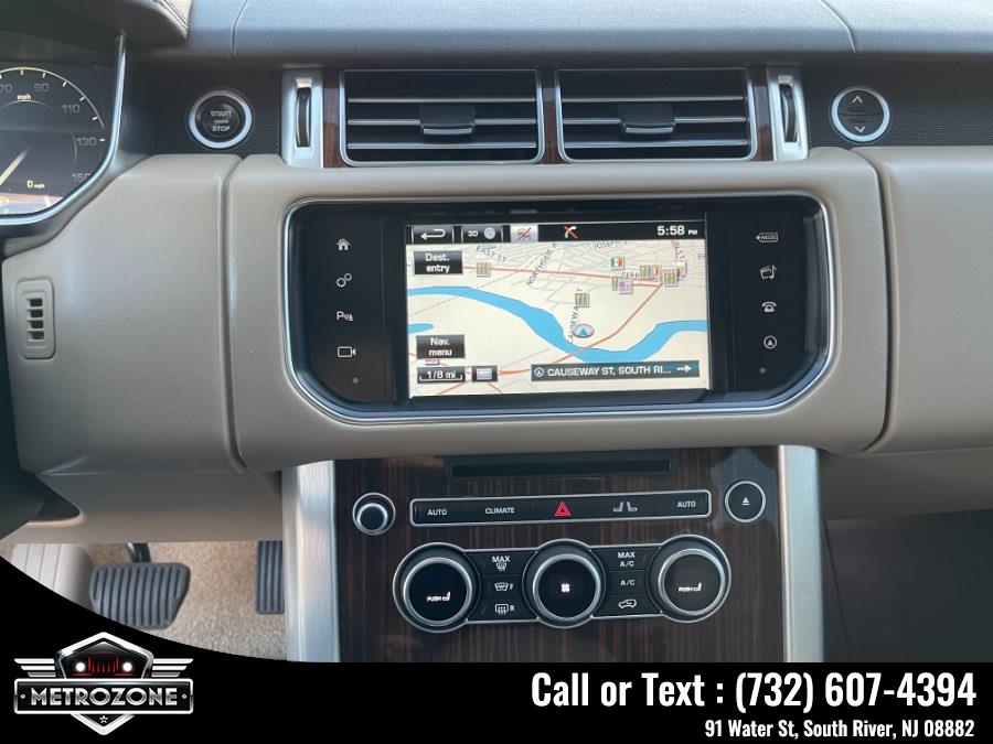 2016 Land Rover Range Rover 4WD 4dr HSE photo