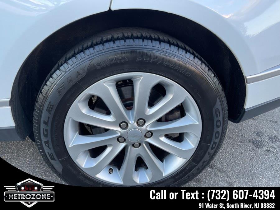 2016 Land Rover Range Rover 4WD 4dr HSE photo