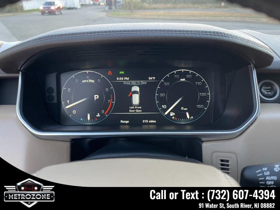 2016 Land Rover Range Rover 4WD 4dr HSE photo