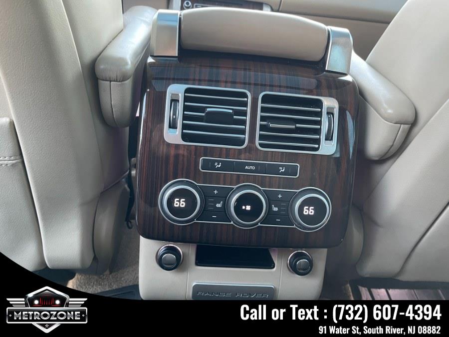 2016 Land Rover Range Rover 4WD 4dr HSE photo