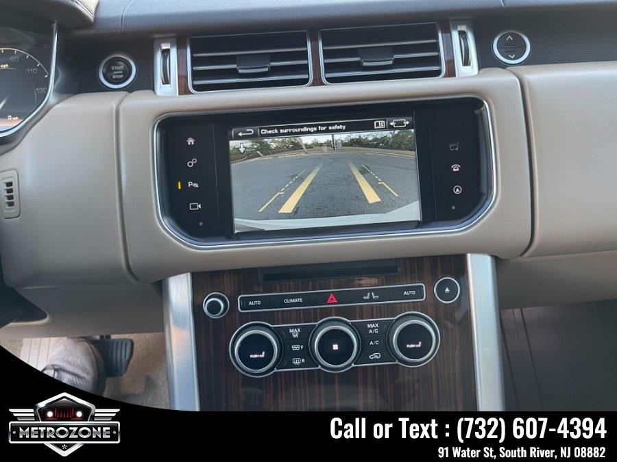 2016 Land Rover Range Rover 4WD 4dr HSE photo