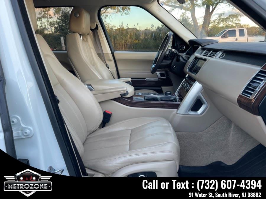 2016 Land Rover Range Rover 4WD 4dr HSE photo