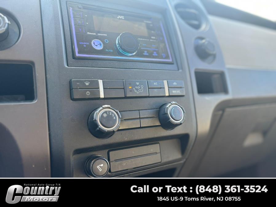 2010 Ford F-150 XL photo