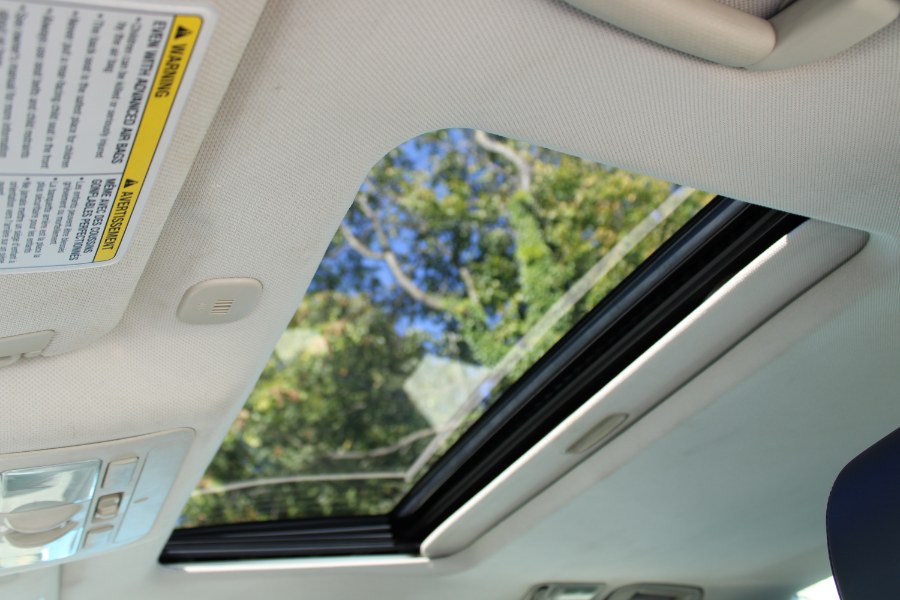 2010 Infiniti M35 x photo