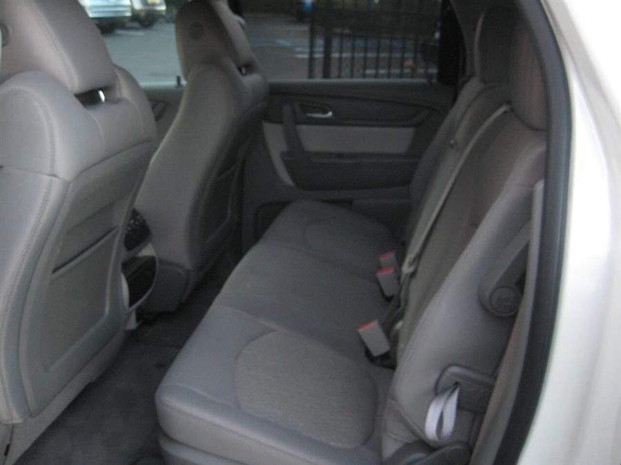 2014 GMC Acadia SLE-1 photo