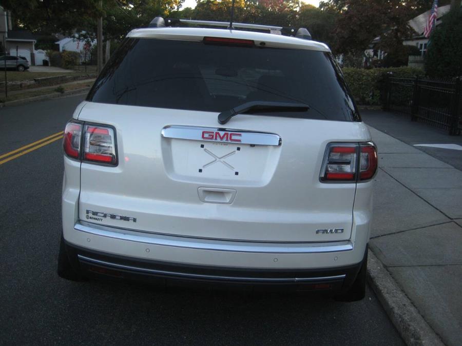2014 GMC Acadia SLE-1 photo