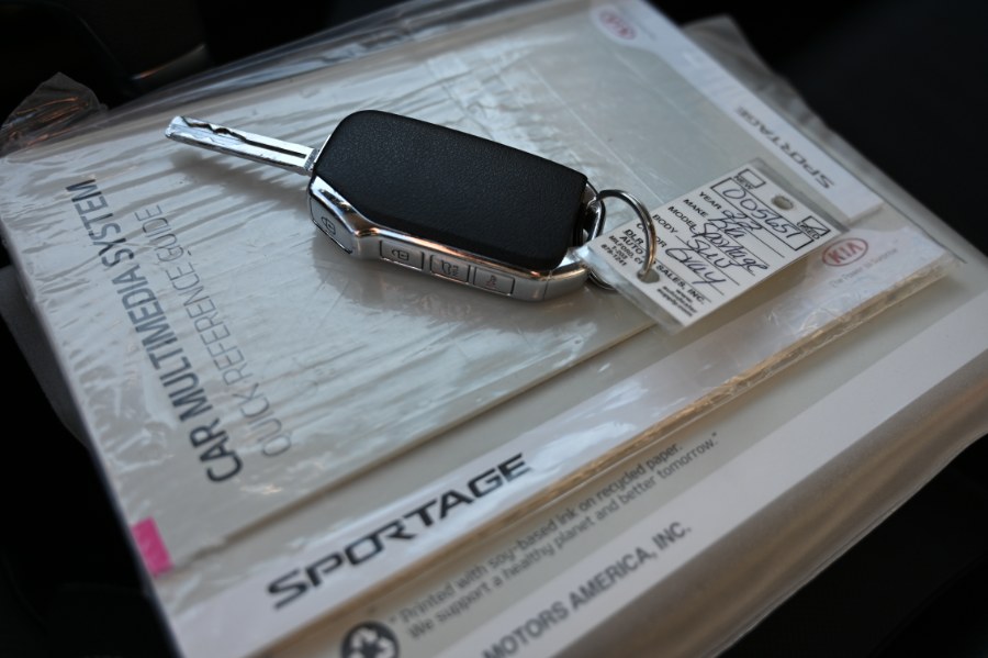 2022 Kia Sportage LX photo