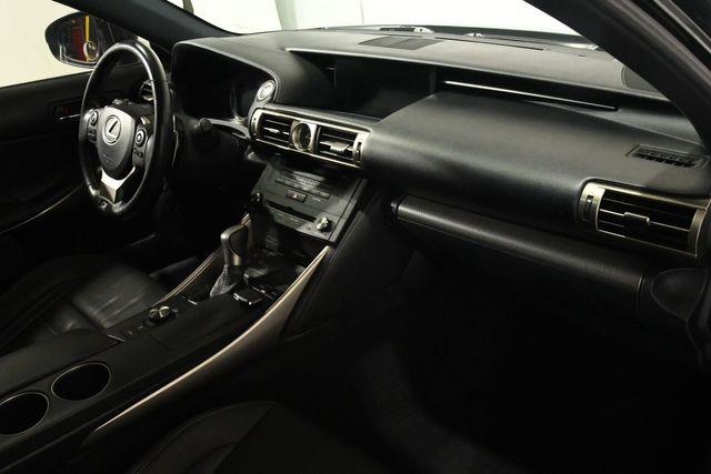2015 Lexus IS 250 photo