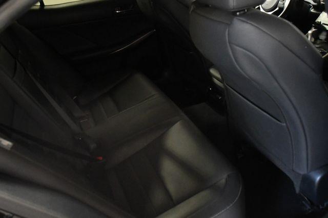 2015 Lexus IS 250 photo