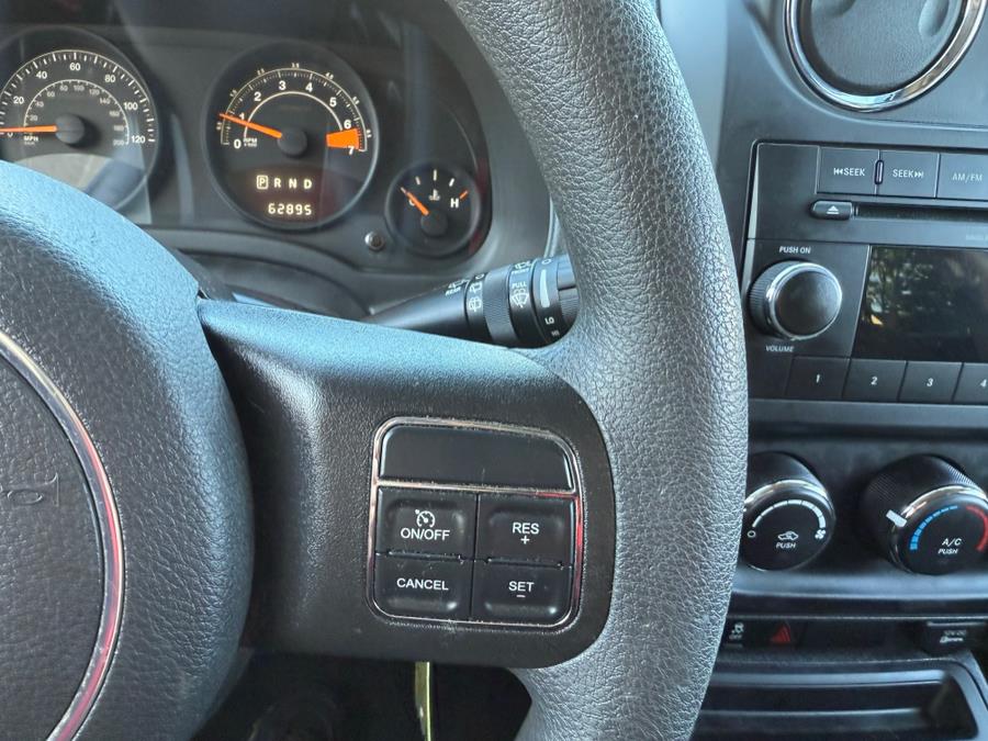 2015 Jeep Compass 4WD 4dr Sport photo