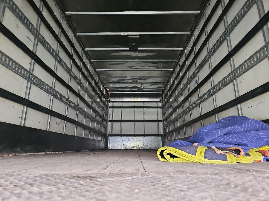 2017 Freightliner M2 106 BOX TRUCK photo