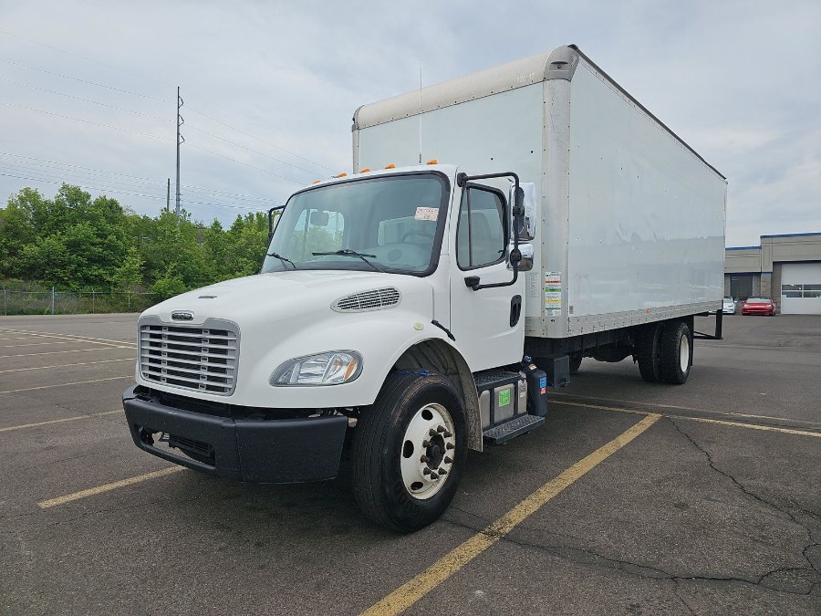 2017 Freightliner M2 106 BOX TRUCK photo