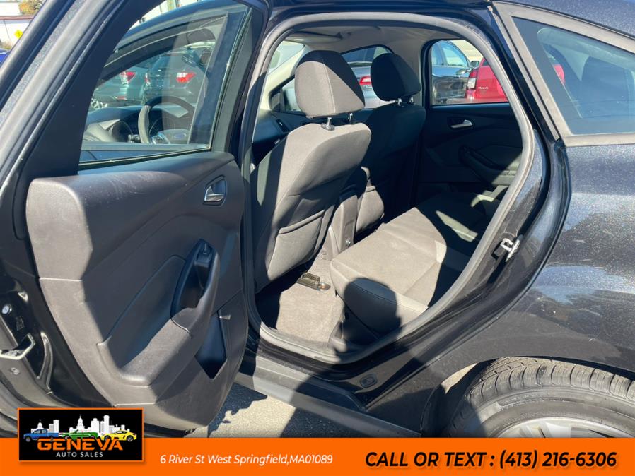 2013 Ford Focus SE photo