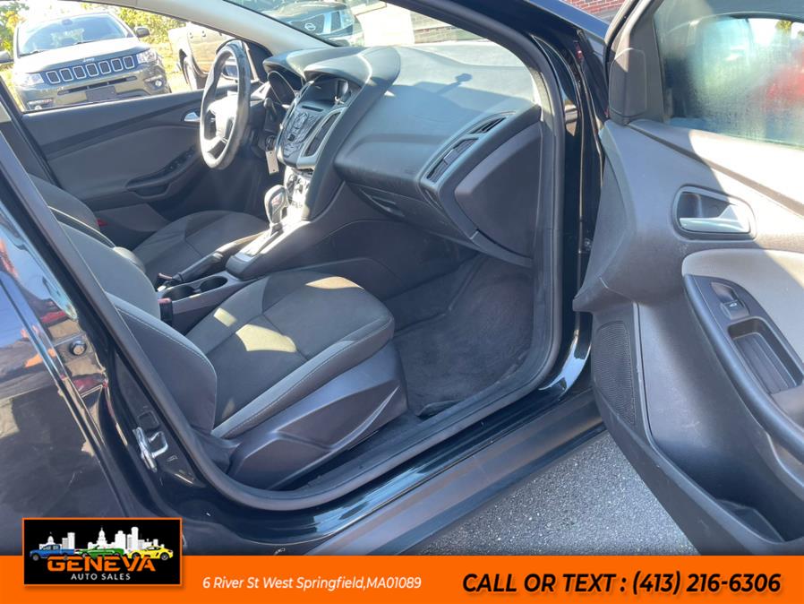 2013 Ford Focus SE photo