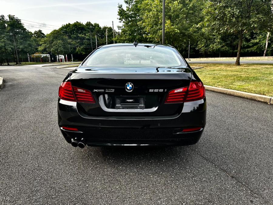 2015 BMW 5-Series 4dr Sdn 528i xDrive AWD photo