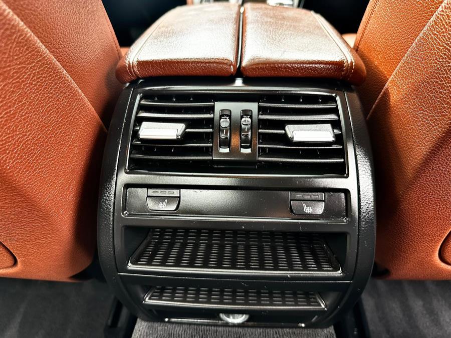 2015 BMW 5-Series 4dr Sdn 528i xDrive AWD photo