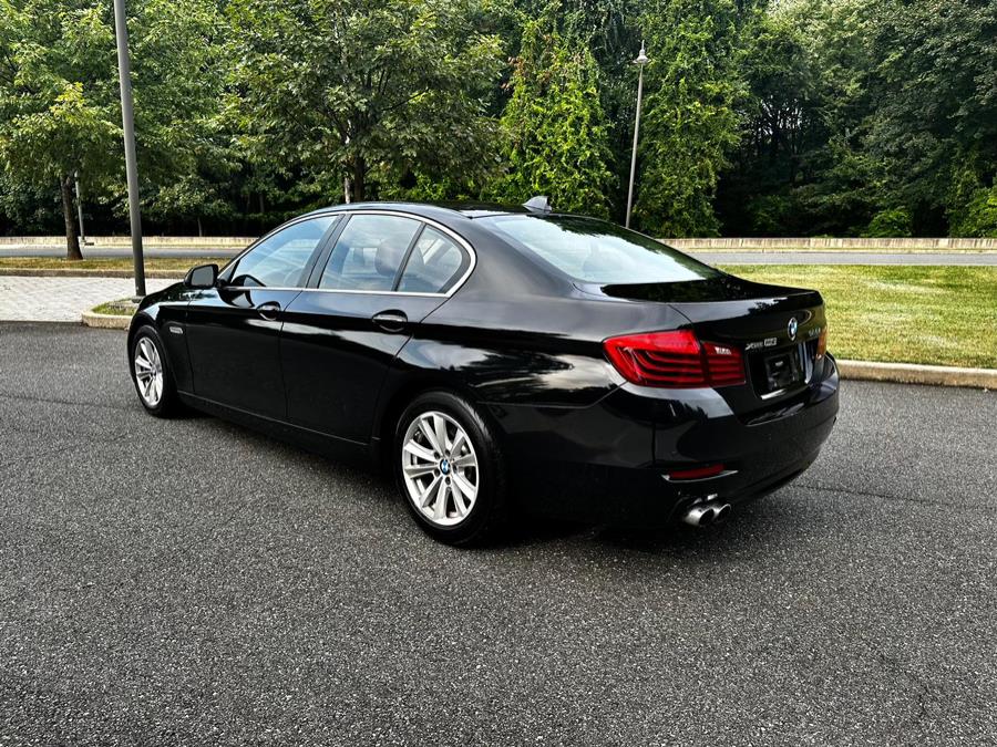 2015 BMW 5-Series 4dr Sdn 528i xDrive AWD photo
