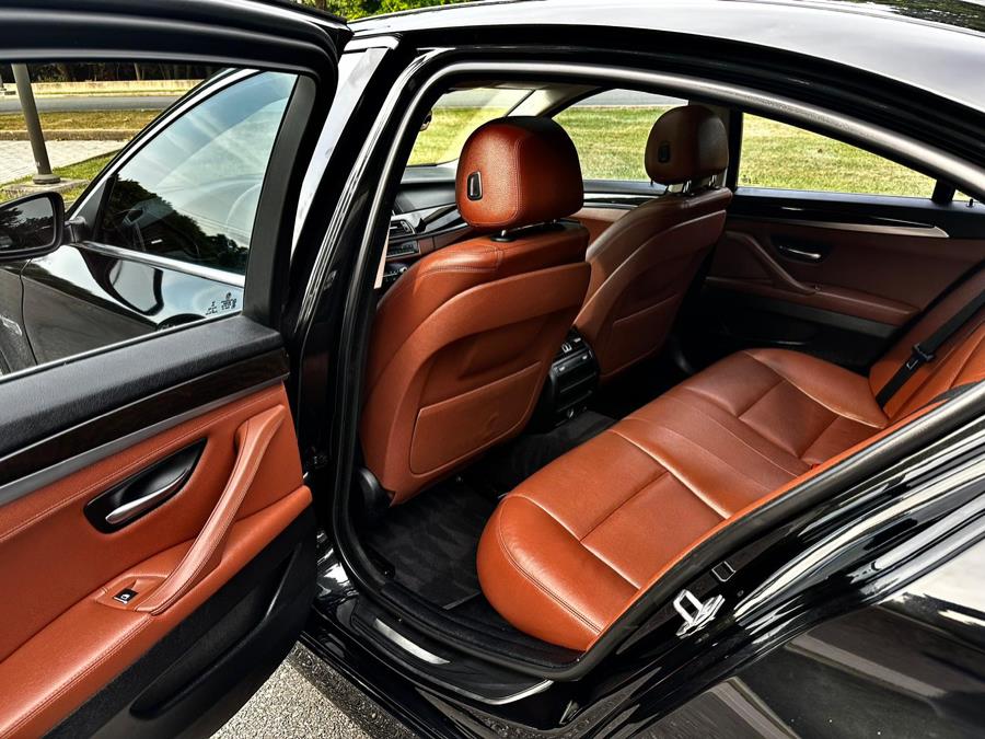 2015 BMW 5-Series 4dr Sdn 528i xDrive AWD photo