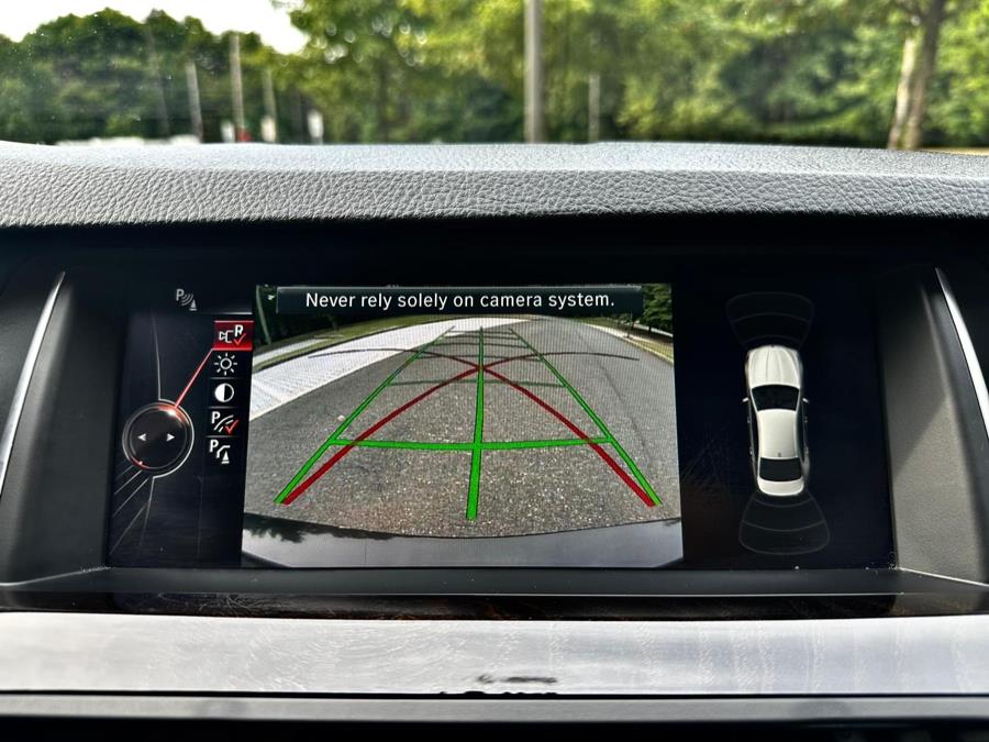 2015 BMW 5-Series 4dr Sdn 528i xDrive AWD photo
