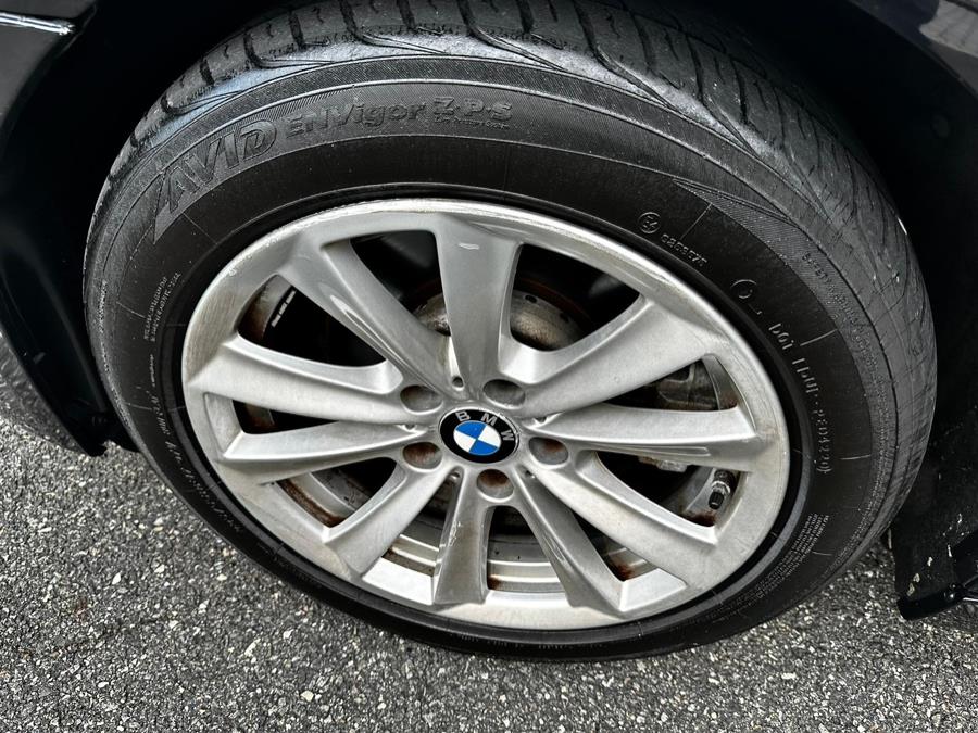 2015 BMW 5-Series 4dr Sdn 528i xDrive AWD photo