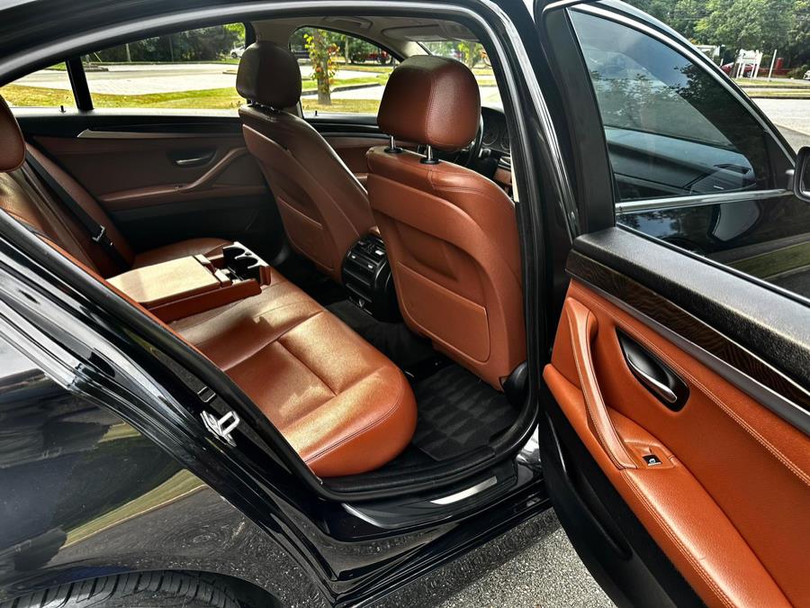 2015 BMW 5-Series 4dr Sdn 528i xDrive AWD photo