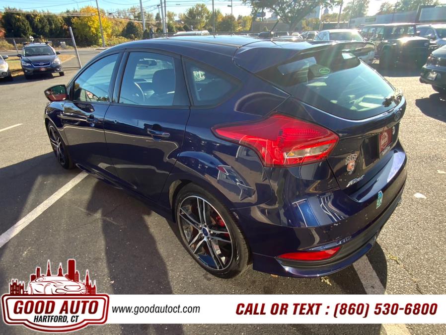 2016 Ford Focus 5dr HB ST photo