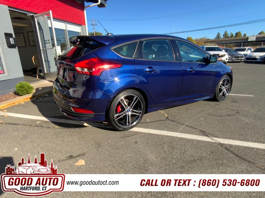 2016 Ford Focus 5dr HB ST photo