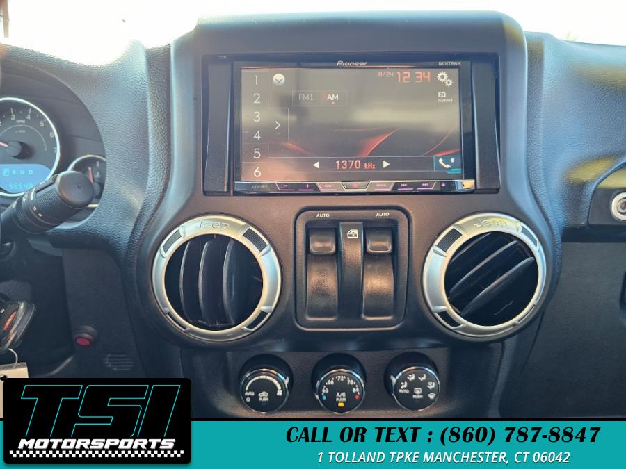2013 Jeep Wrangler Sahara photo
