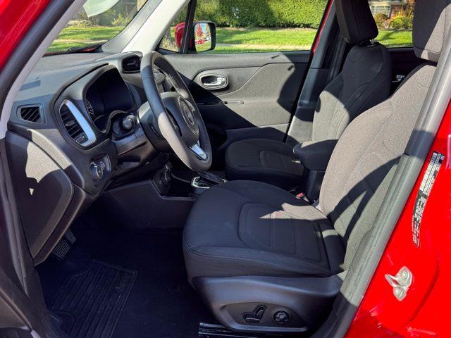 2019 Jeep Renegade Latitude photo