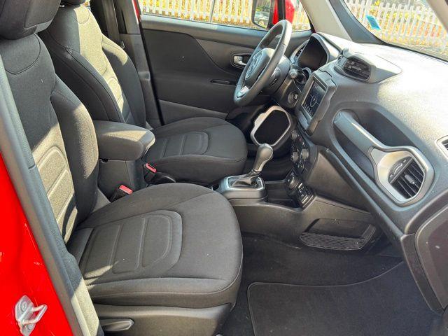 2019 Jeep Renegade Latitude photo