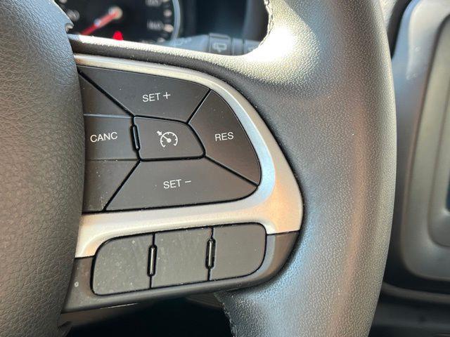 2019 Jeep Renegade Latitude photo