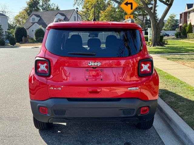 2019 Jeep Renegade Latitude photo
